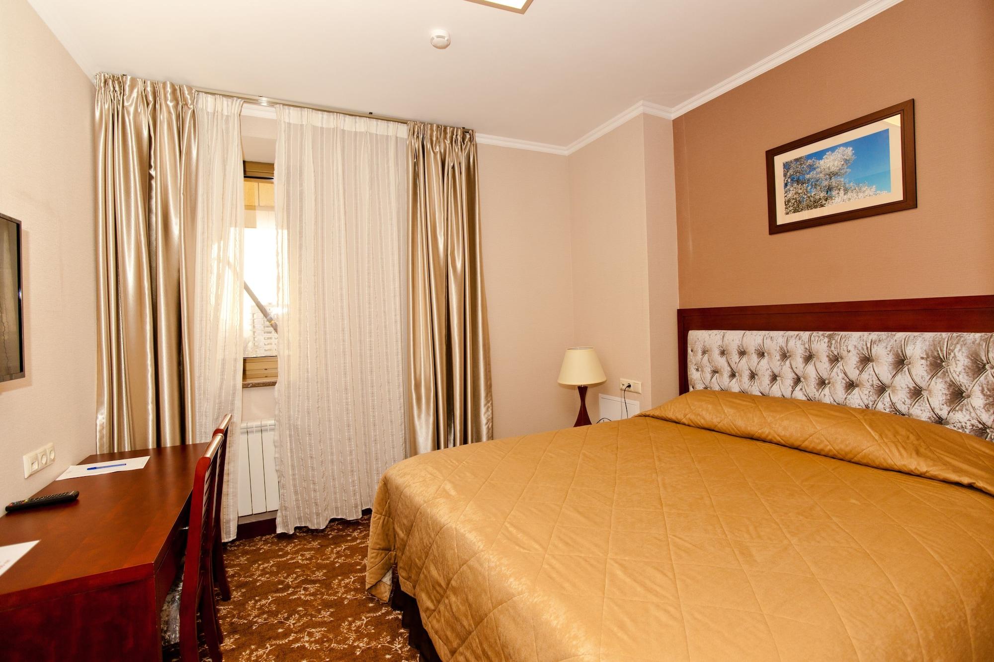 Grand Voyage Hotel Almaty Exterior photo