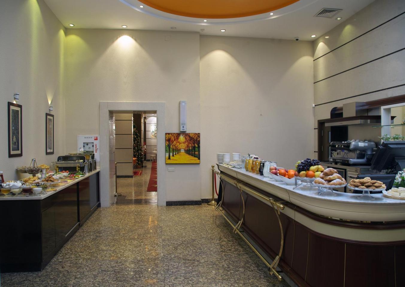 Grand Voyage Hotel Almaty Exterior photo