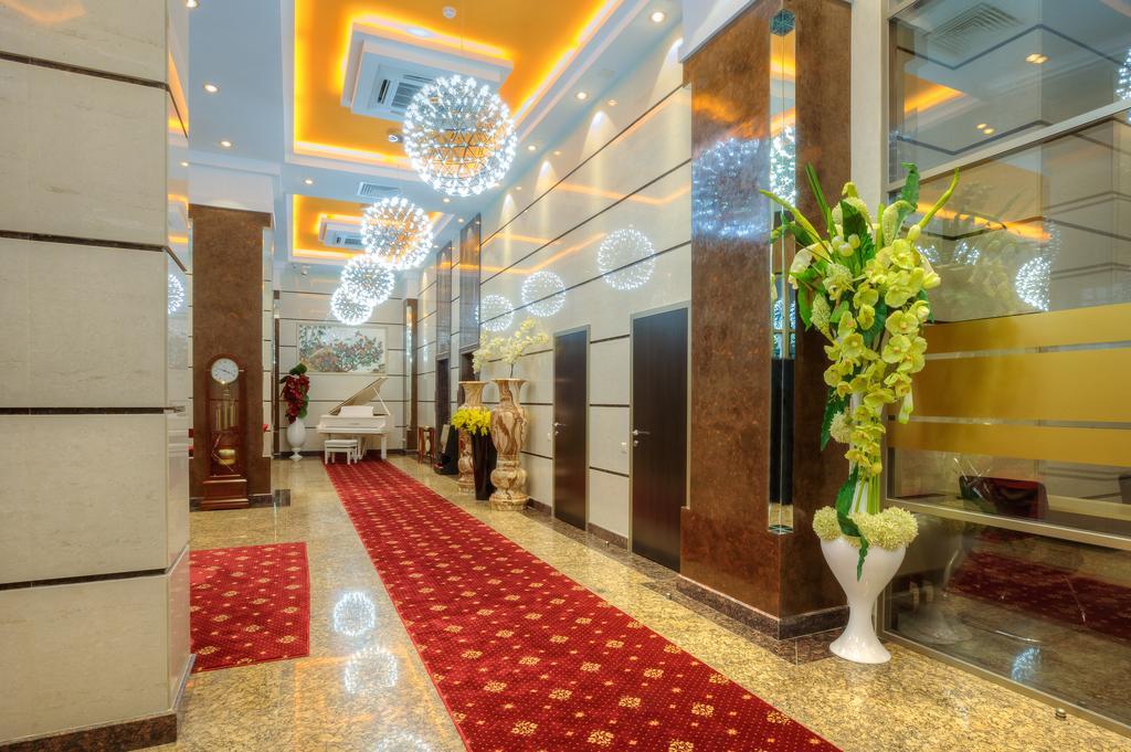Grand Voyage Hotel Almaty Exterior photo
